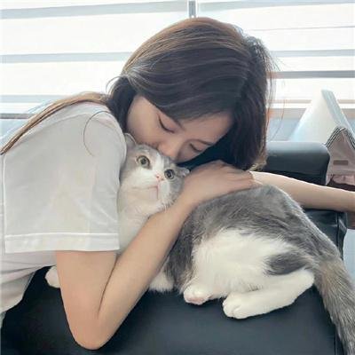 向下扭曲